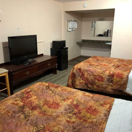 Town Motel Oshkosh Dış mekan fotoğraf
