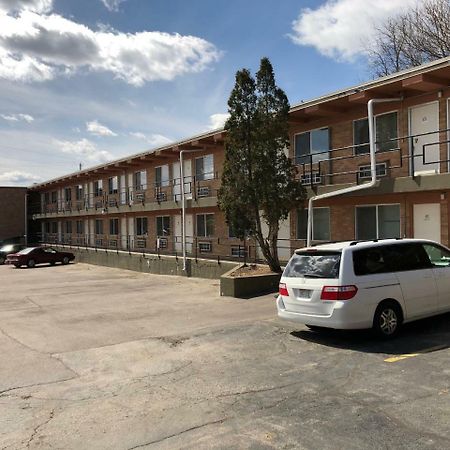 Town Motel Oshkosh Dış mekan fotoğraf