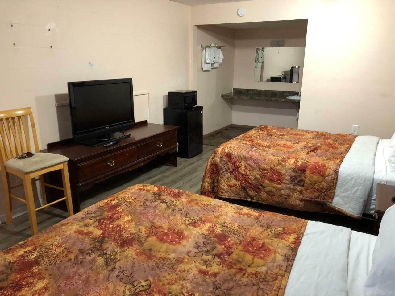 Town Motel Oshkosh Dış mekan fotoğraf